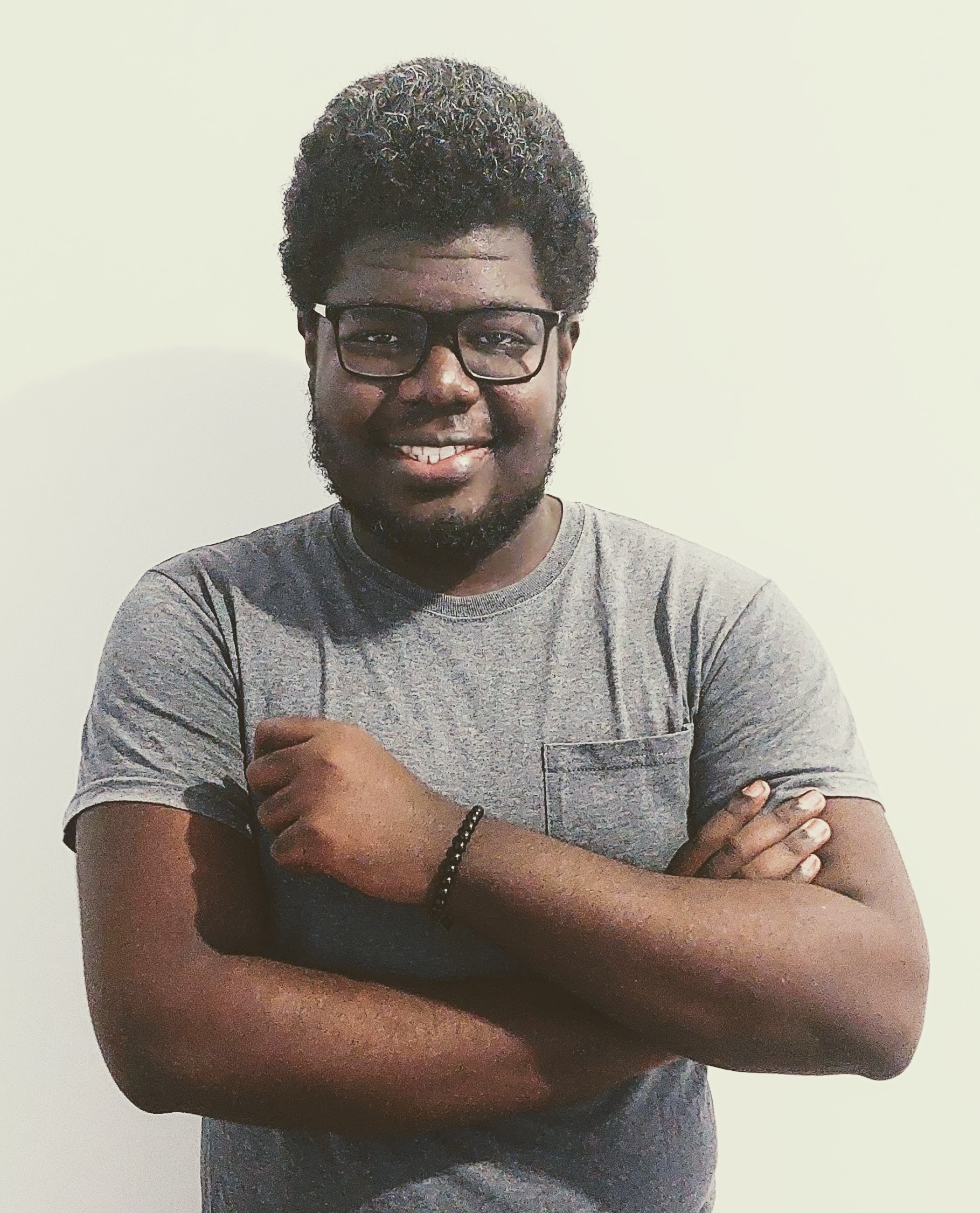 Retrato de Anaximeno Brito, fundador da ScopeMachine.